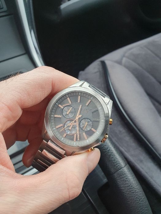 Часы Armani оригинальные продам