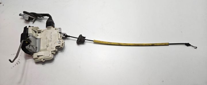 Broasca usa stanga spate 4F0839015 Audi A3 8P/8PA (facelift) seria