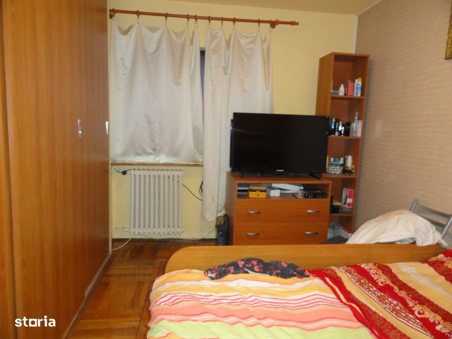 Apartament 3 camere conf. 1, 2 balcoane, et. 3, Vlaicu - Lebada, 73 mp