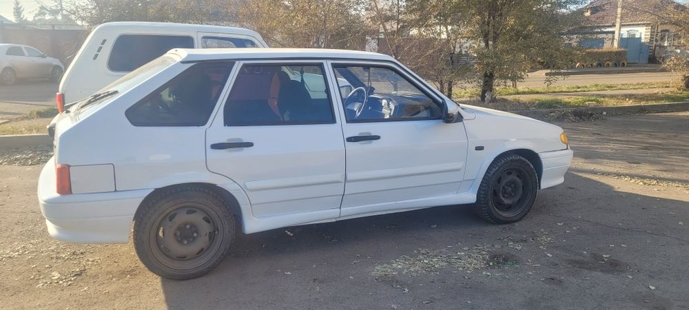 Продам ваз 2114 год 2013