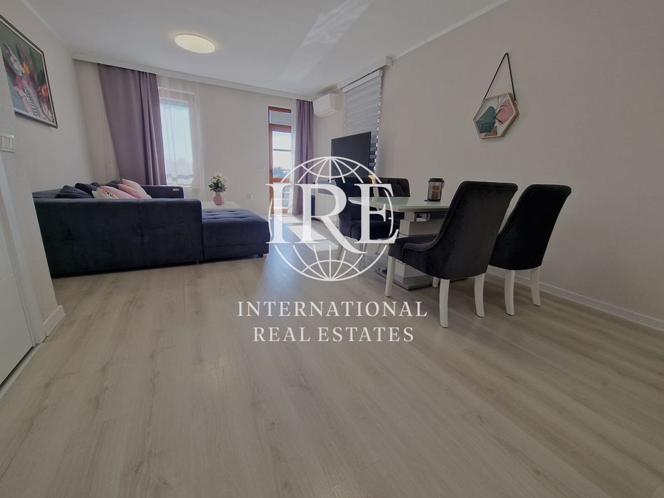 Слънчев тристаен апартамент! Живописна локация! Панорамна гледка!