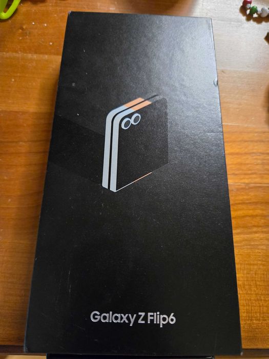 Samsung flip Z6 в гаранция