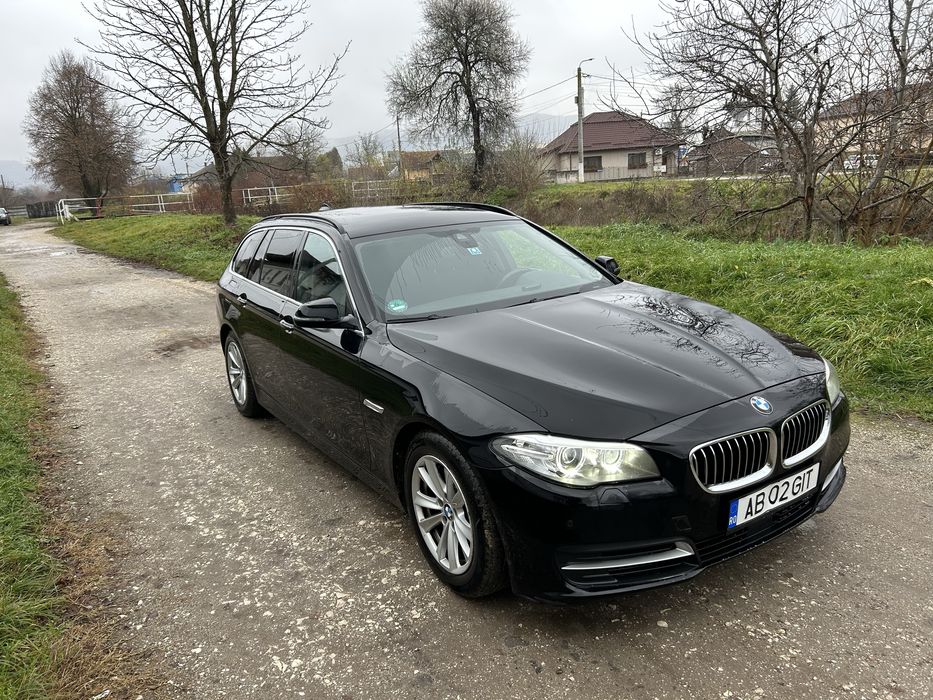 BMW 520      2017