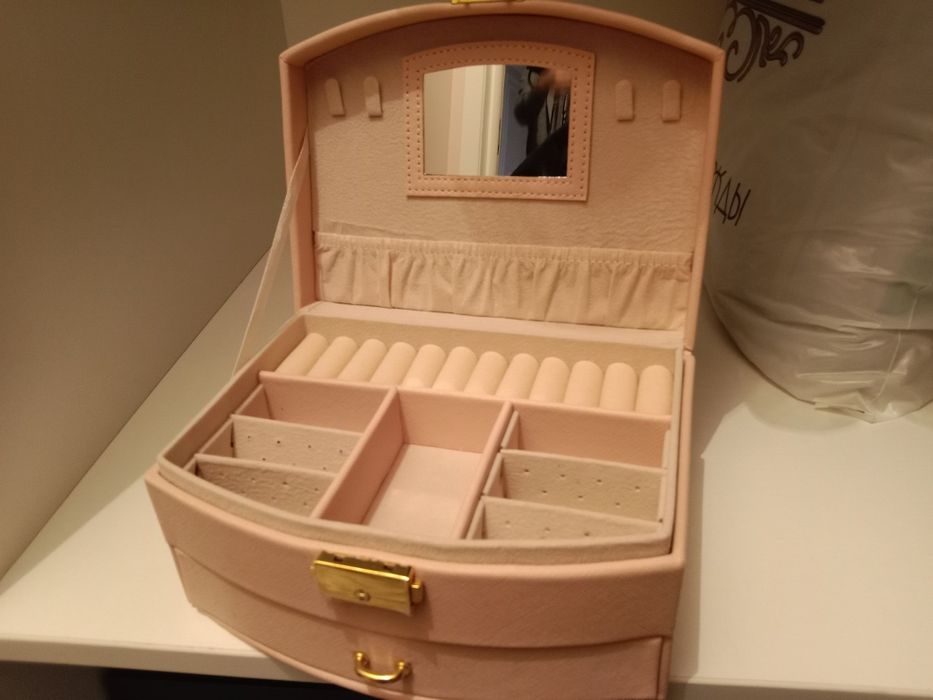 Продается шкатулка для золота