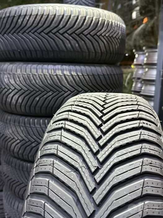 Michelin cross climate2 R19