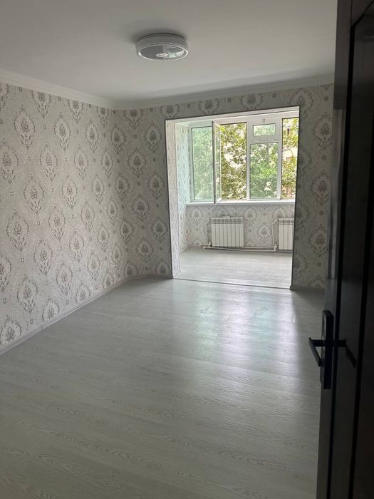 Срочно продается 2 ком.. 2 этаж Согдияна .Можно Ипотека