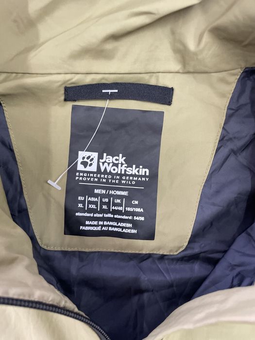 Geaca impermeabila  parka Jack wolfskin XXL Noua