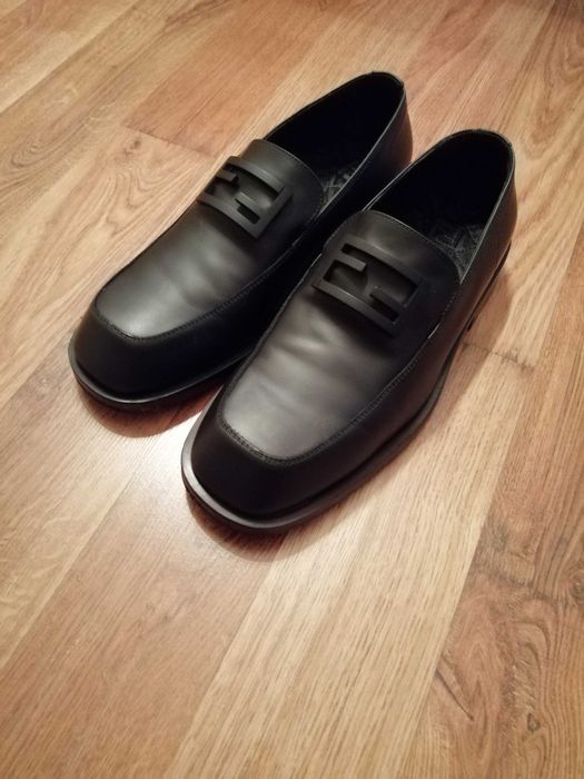 Мъжки обувки FENDI