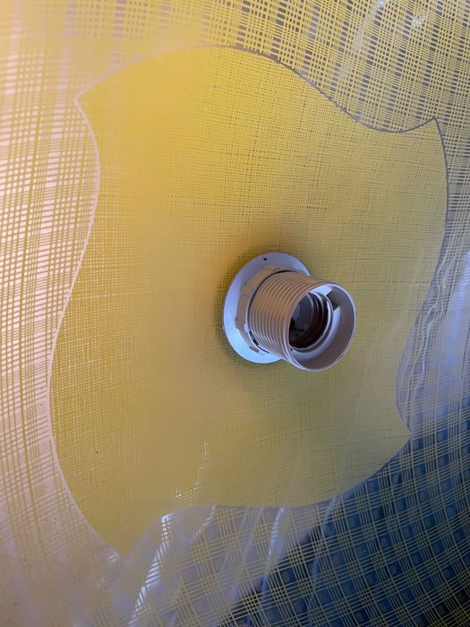 Полилей осветително тяло с регулиране на височината. Стъклен