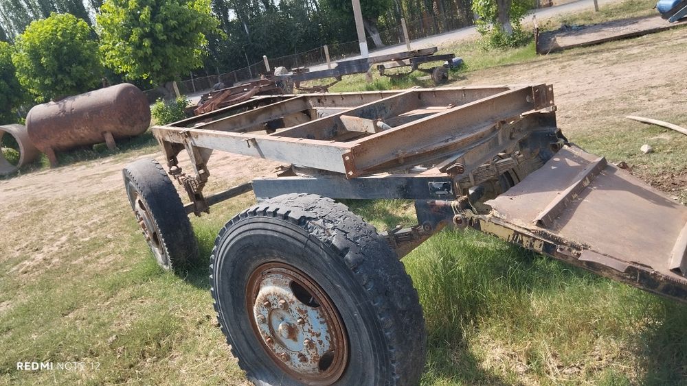 Zil prsep va 5 tonnalik bochka birga sotiladi