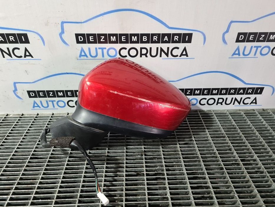 Oglinda stanga Mazda CX - 5 2012 - 2015 4 Usi Rosu (1074) Rabatabile RABATARE DEFECTA