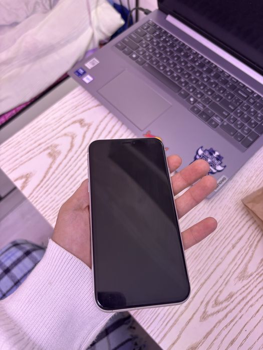 Iphone XR Отличное состояние + Power Bank и чехол в подарок