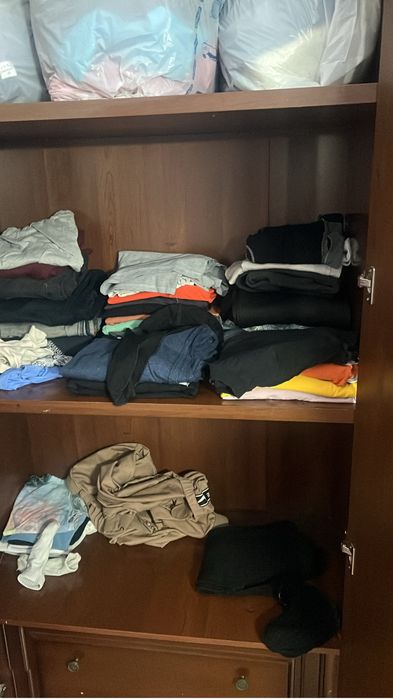 Шкаф коричневый