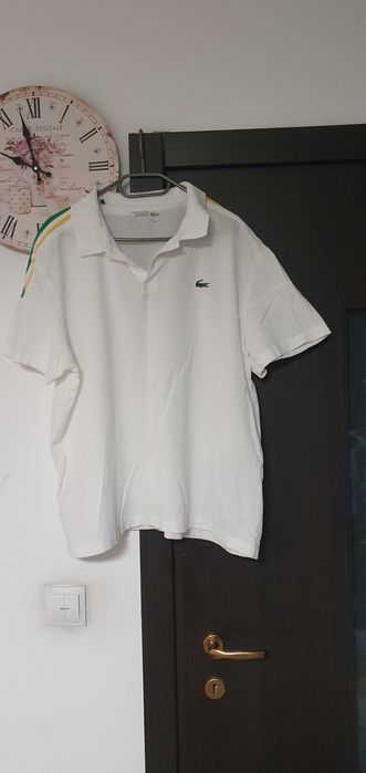 vând 8 tricouri bărbătești