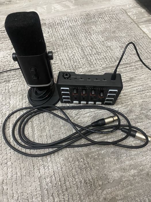 Vand Microfon Fifine +Mixer