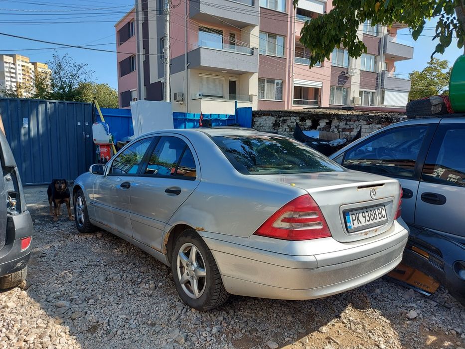 Mercedes c180 w203 на части