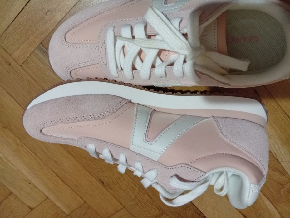 Дамски маратонки Clarks