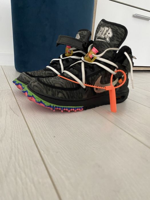 Air force one off white black in stare foarte buna