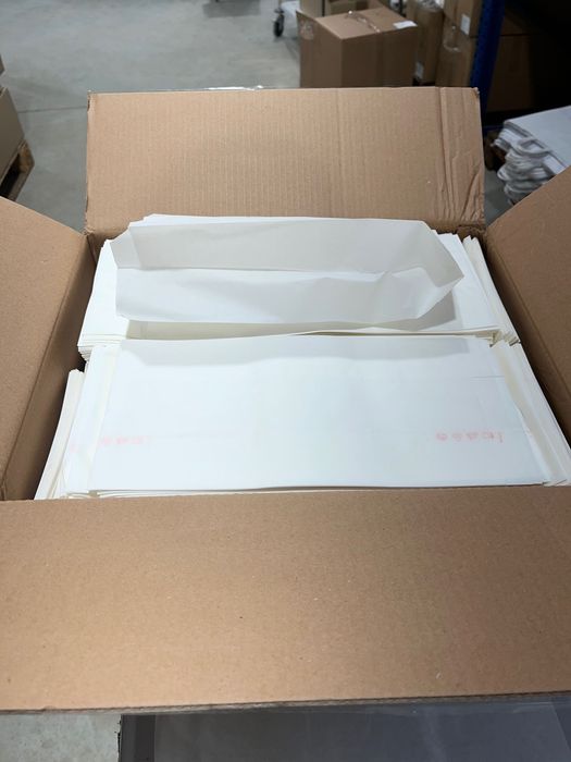 Vând pungi hârtie, se pot personaliza