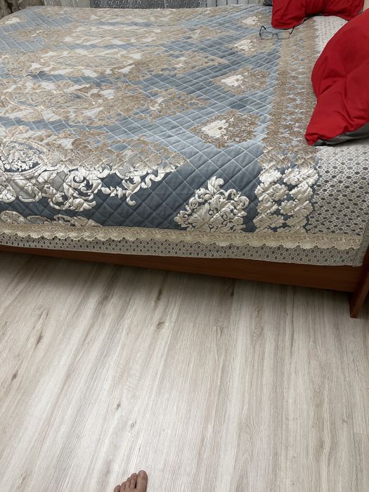 Продам спальний гарнитур хорошего качества