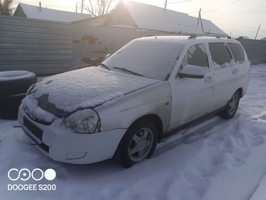 Приора продам универсал