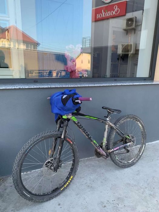 Vand bicicleta giant talon 1!