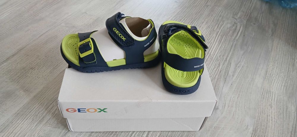 Сандали за момче на GEOX