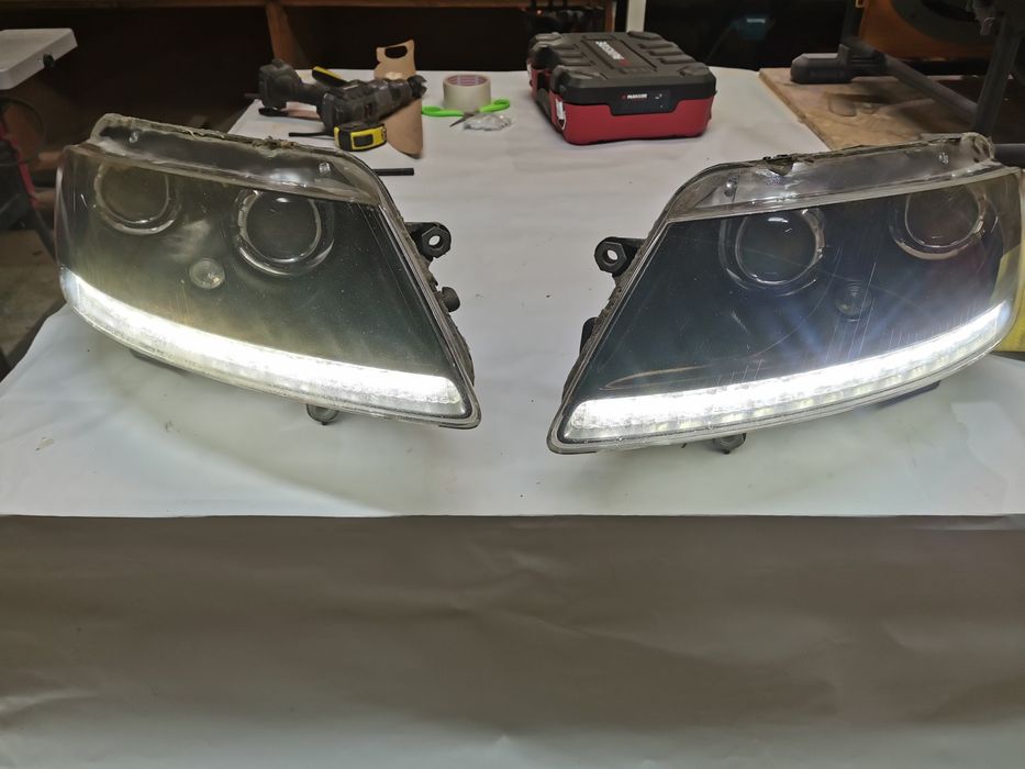 Обурудвани фарове за VW Phaeton Bi-xenon