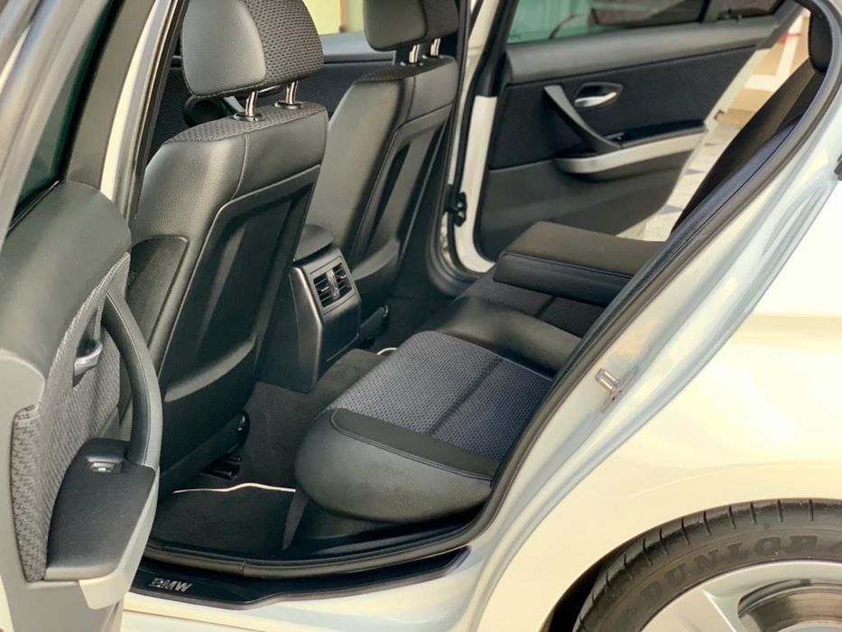 Bmw e90 2011 automat