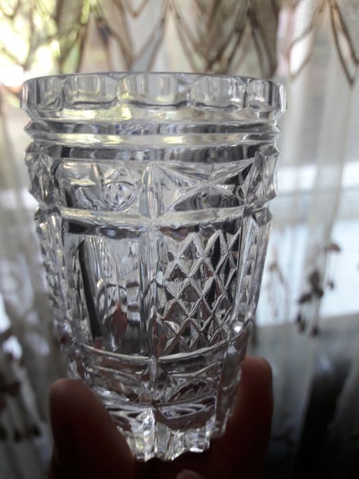 Хрустальные стаканы-рюмки