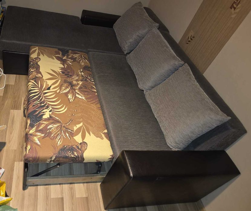 Нов ъглов разтегателен диван