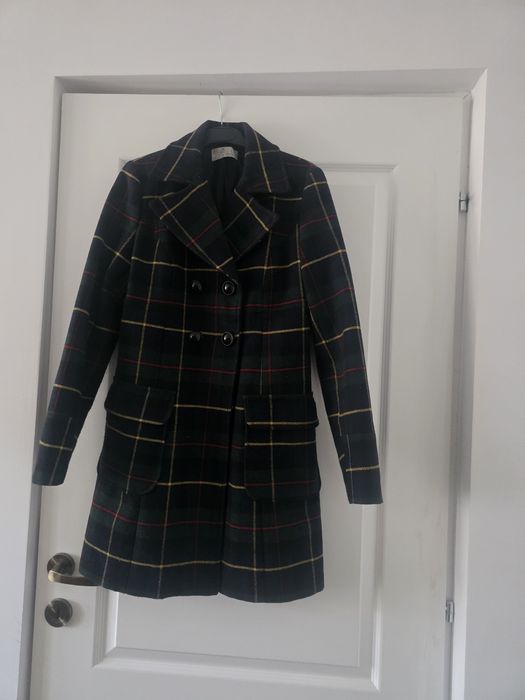 Palton Zara made in Portugal, din lana