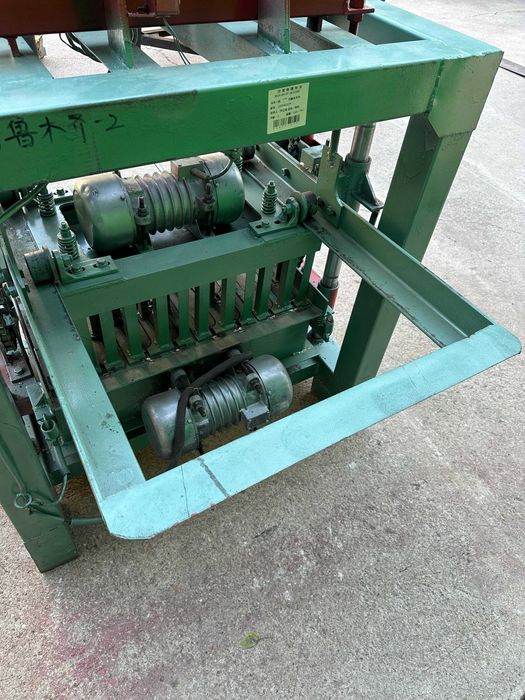 Пескоблочный шлакоблочный станок