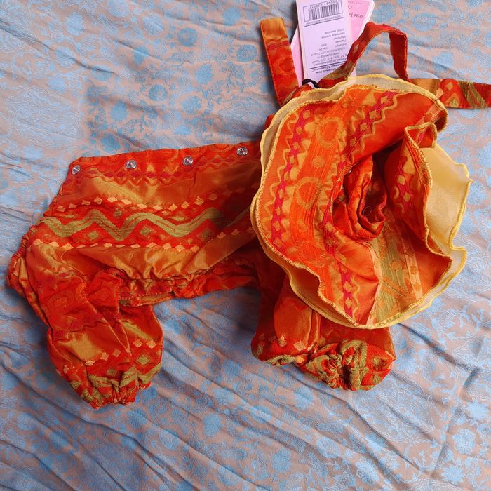 Луксозни дрехи за кучета малки породи