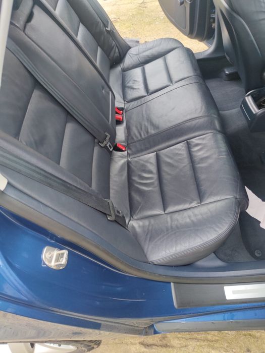 Dezmembrez Audi A4 2.0tdi BRF automat