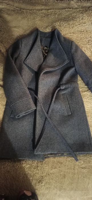 Пальто весна    42 размер