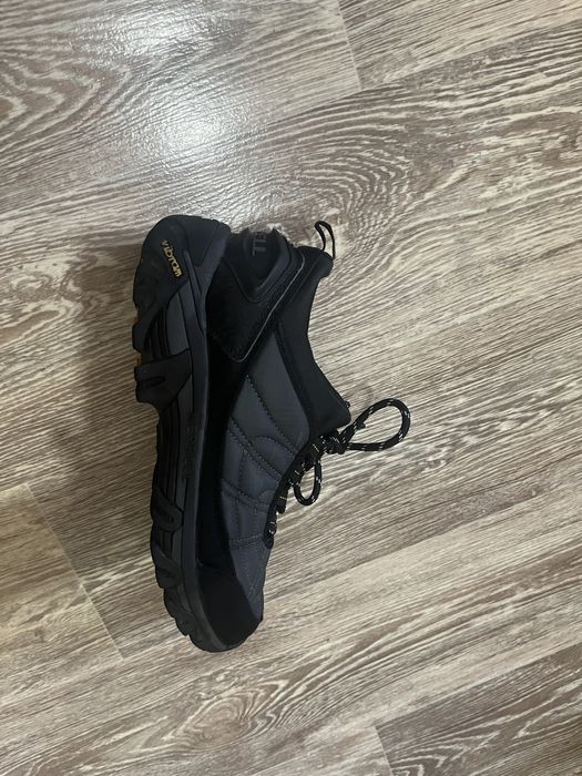 Продам крссовки оригинал MERRELL