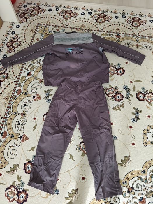 Продам спец одежду