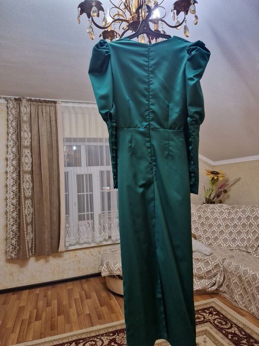 Дизайнерский платья