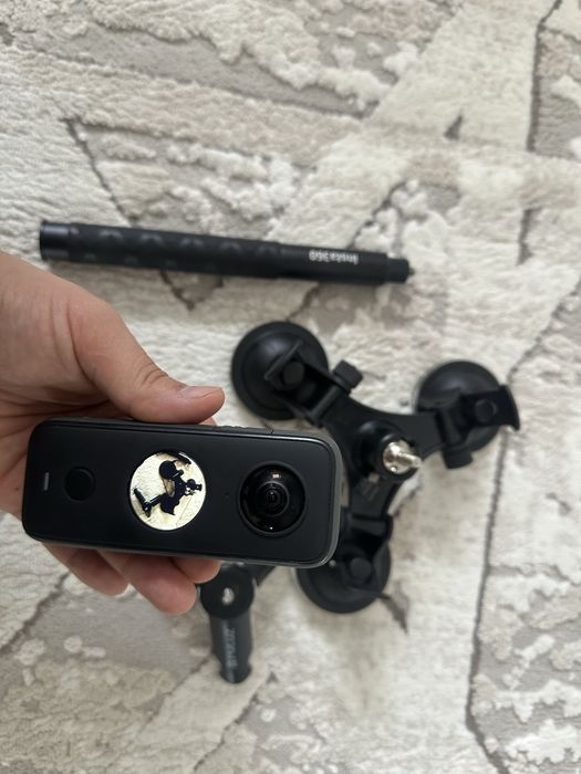 Продам Insta360 one X2