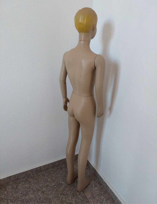 Дамски и детски манекени