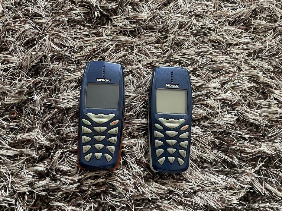 Nokia 3510 si 3510i functional, cu baterii noi!! De colectie!
