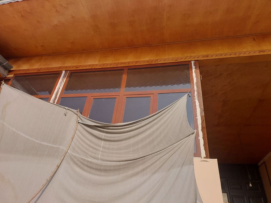 Ховли уй сотилади. Бустон дахасида