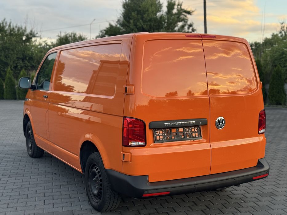 VOLKSWAGEN Transporter 2021 — imagine 4