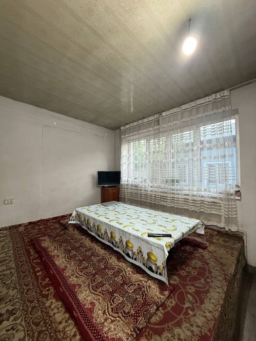 Uy Sotiladi srochniy!!!