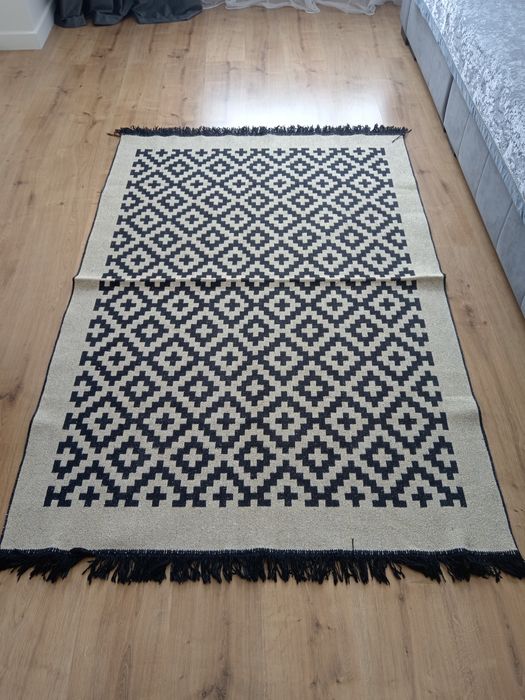 Поодаю коврики текстиль