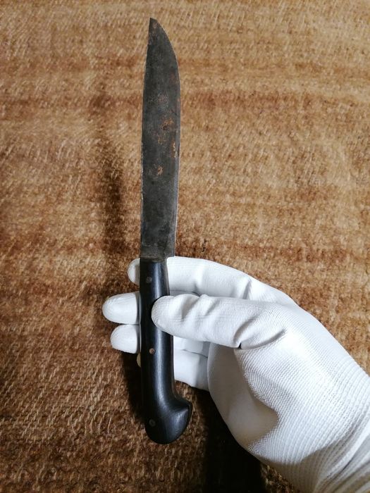 Нож - старинен и здрав