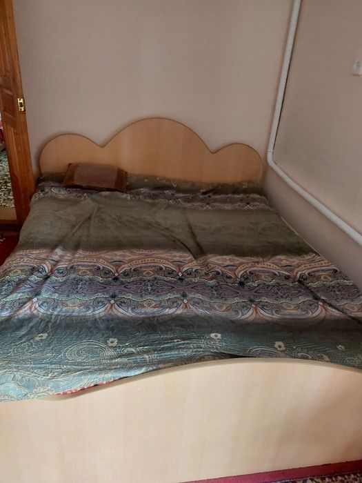 Продам мебель б/у Кровать, шкаф, стиральная машина