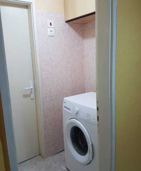 Дава се под наем Двустаен апартамент в Бургас, Център - 55 кв.м за 175 € - Снимка #5