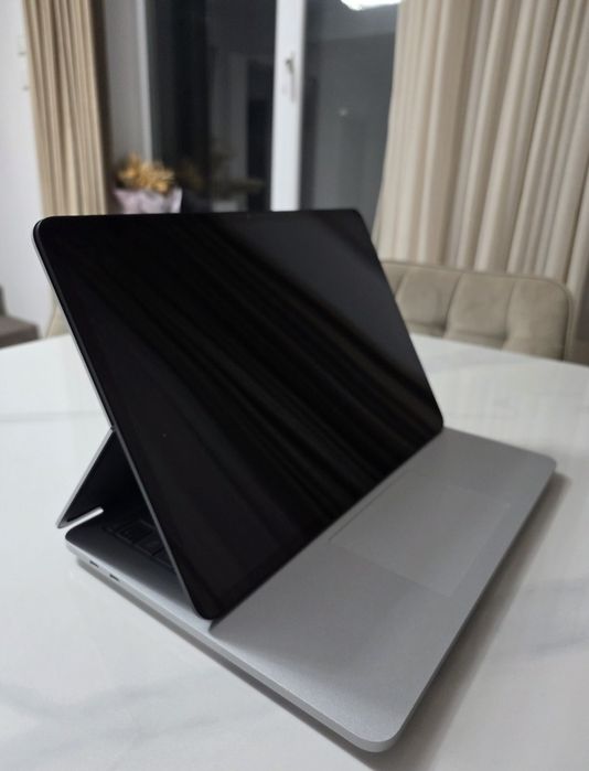 Laptop microsoft surface studio